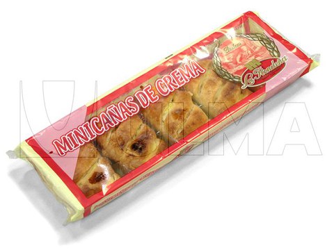 Chocolate pastries tray packaging in flow pack (hffs)