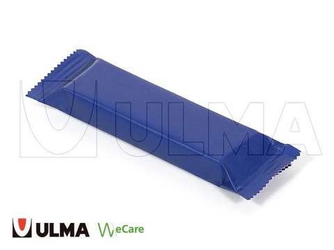Fruit snack bar packaging in paper film