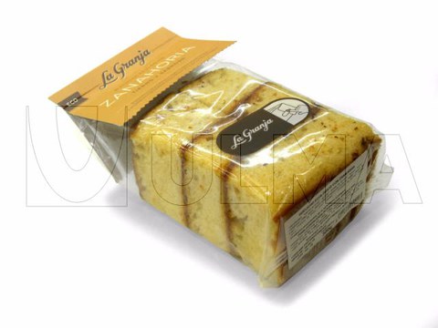 Slice cake packaging in flow pack (hffs) with reclosable pack