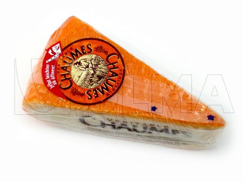 Soft cheese packaging in flow pack wrapper using shrink film