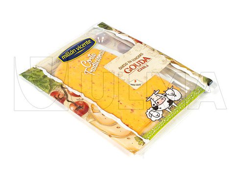 Sliced cheese packaging in resealable flow pack (hffs) with side seal sistem