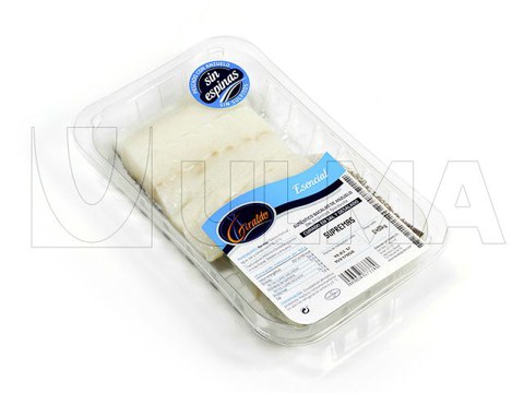 Fresh cod slices packaging in traysealing