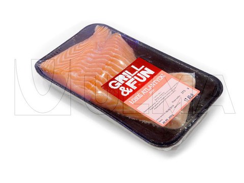 Fresh salmon packaging in flow pack (hffs) with shrink barrier film