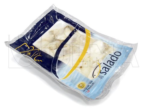 Fish packaging in thermoforming with flexible film