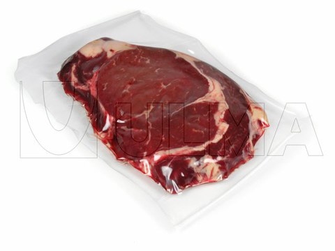 Meat skin packaging in thermoforming in flexible film