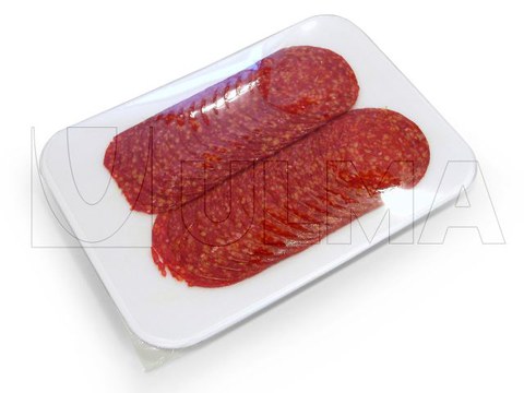 Sausages slices packaging in traysealing in modified atmosphere (MAP) in flat trays made of an expanded material
