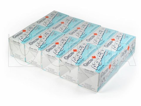 Collation of boxes with cotton rolls in polyolefin shrink film