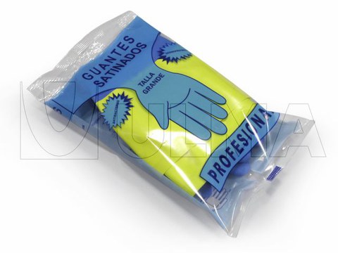 Glove packaging in flow pack wrapper (HFFS)