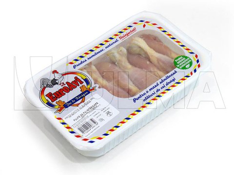 Chicken legs packaging in traysealing with modified atmosphere (MAP)