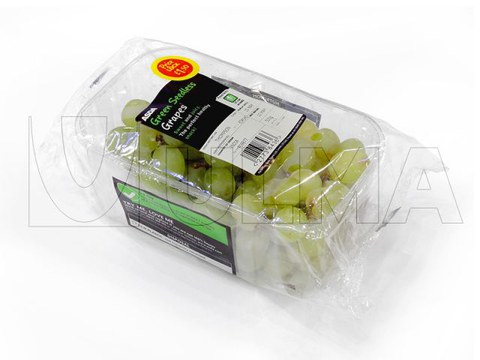 Grapes tray packaging in flow pack wrapper (hffs)