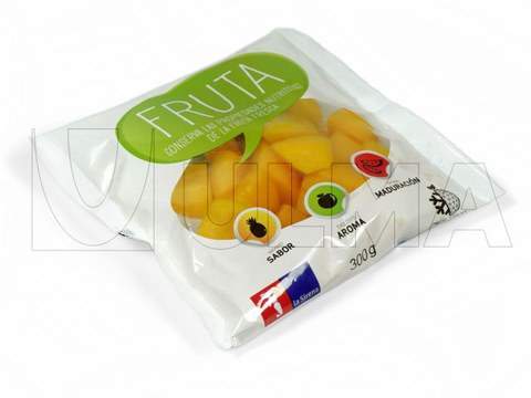 Frozen fruit packaging in VFFS machine in pillow pack and laminated film.