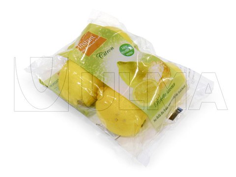 Trayless lemon packaging in flow pack wrapper