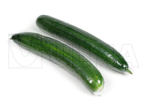 Cucumber packaging in flow pack with shrink film