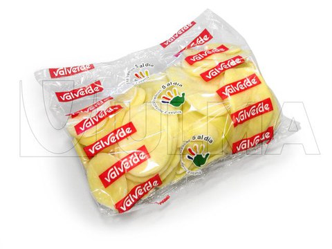 Sliced potatoes and cutted vegetables packagin in pillow pack in laminated film.
