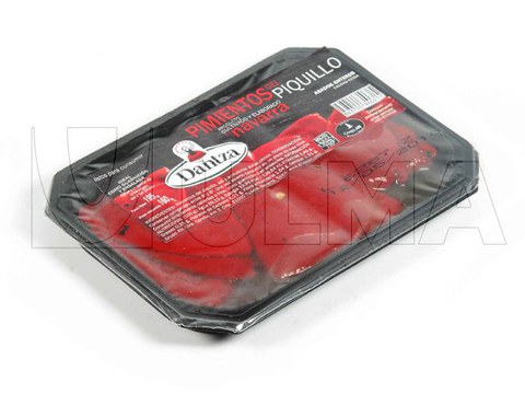 Pre-cooked red peppers packaging in traysealing in rigid tray