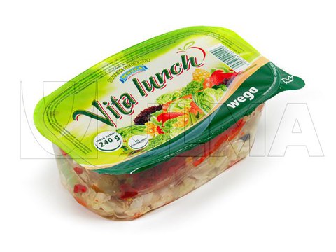 Pre-cooked salad packaging in traysealing in rigid trays