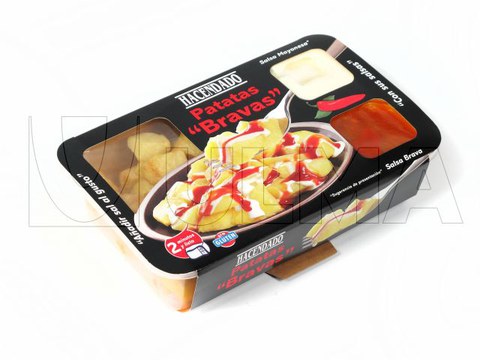 Potatoes with sauces rigid material trays MAP packaging in tray sealing